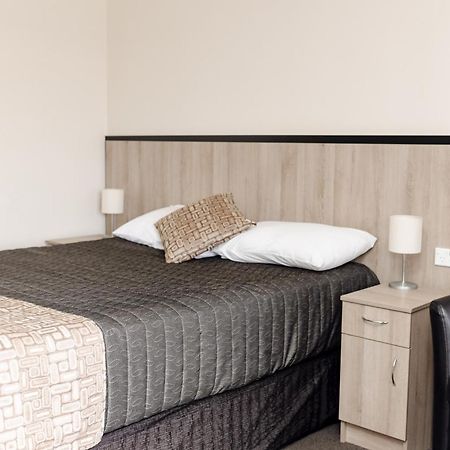 Starline Motor Inn Miles Zewnętrze zdjęcie
