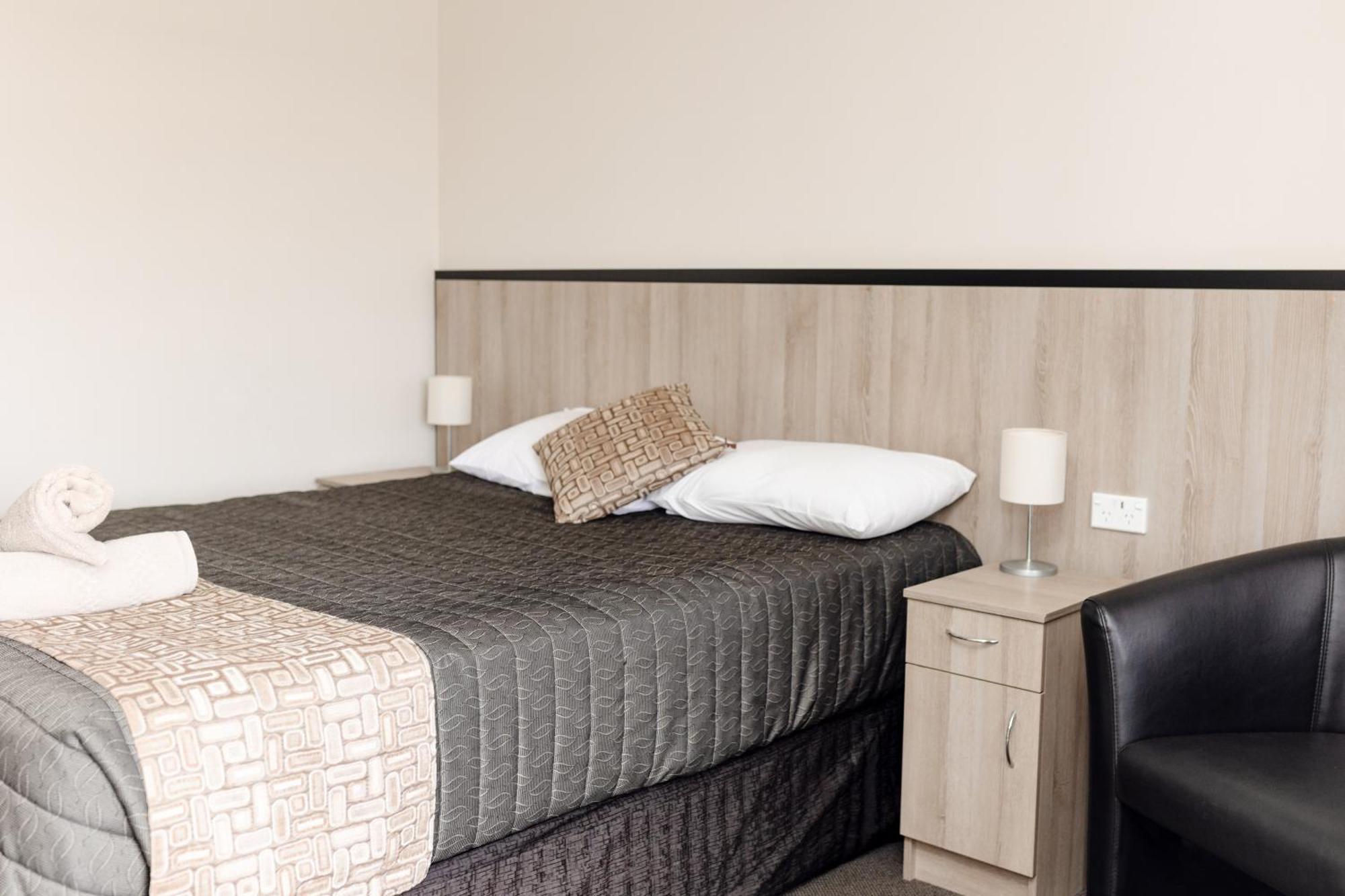 Starline Motor Inn Miles Zewnętrze zdjęcie